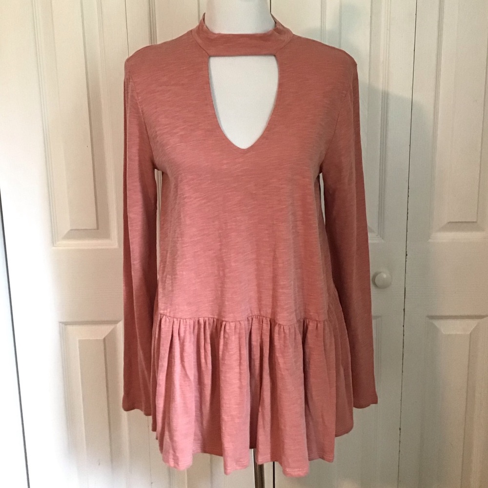 First Love Blush Tunic Top Sz M Cutout